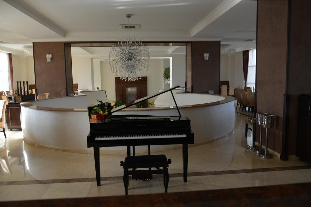 Albert Hotel Ploieşti Værelse billede