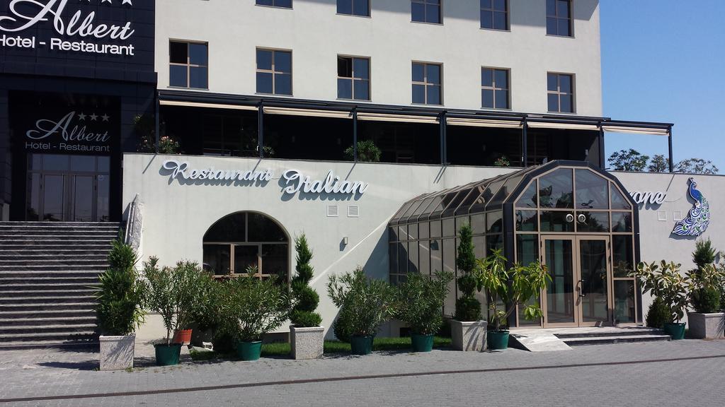 Albert Hotel Ploieşti Eksteriør billede