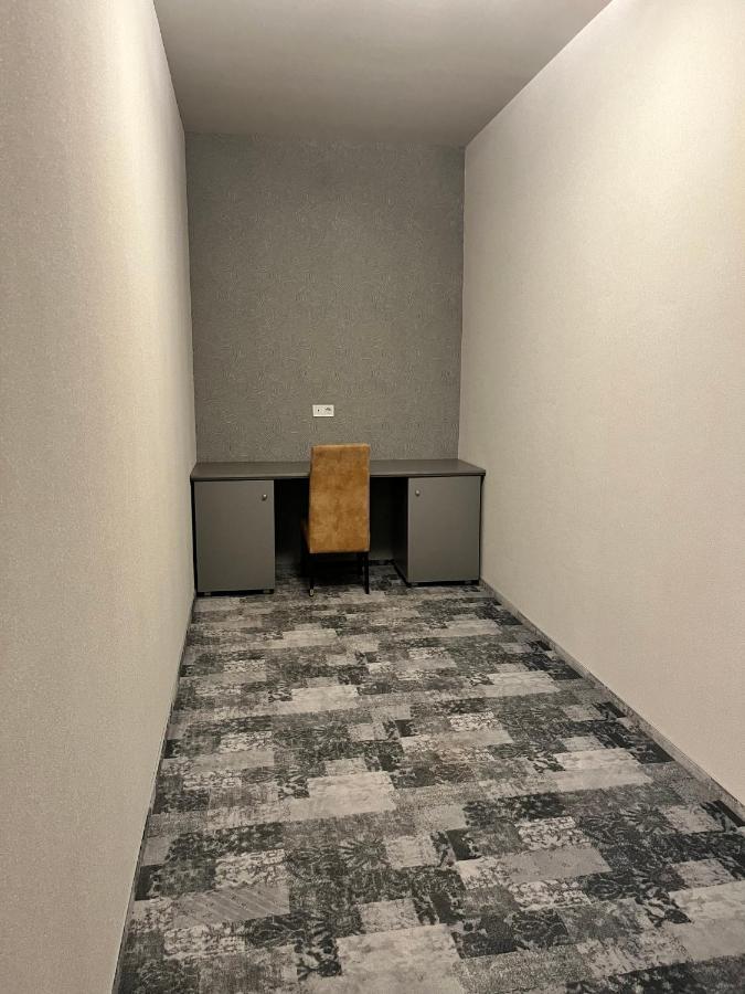 Albert Hotel Ploieşti Eksteriør billede